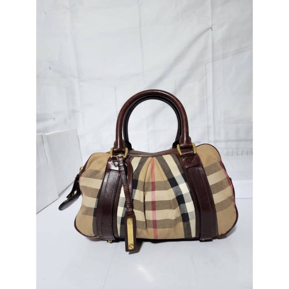 Authentic Burberry Nova Check Canvas and Leather Ashbury Knight Bag Beige/Brown - Picture 4 of 16
